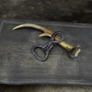 Maailmankäärme - Pullonavaaja